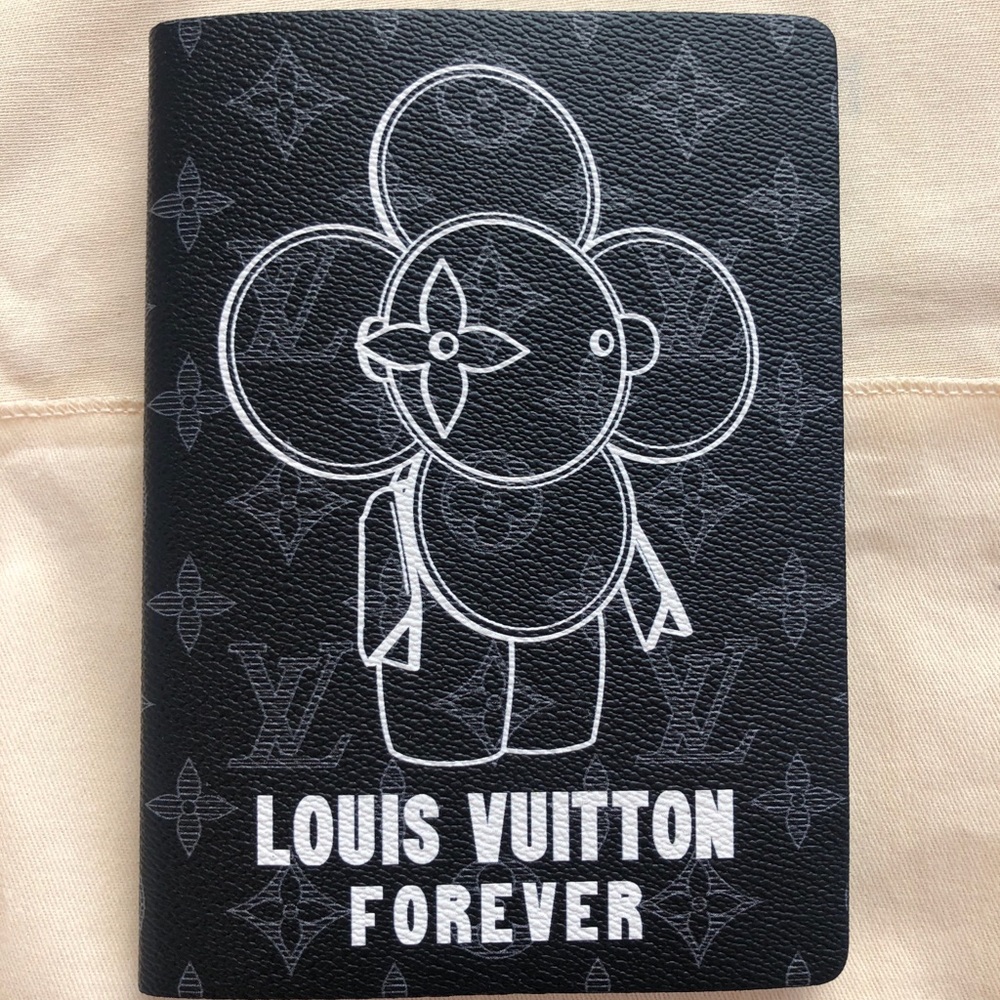 Louis Vuitton Forever notebook